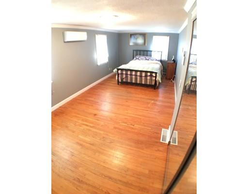 240 Hanson Dr, Springfield, MA 01128 photo 18