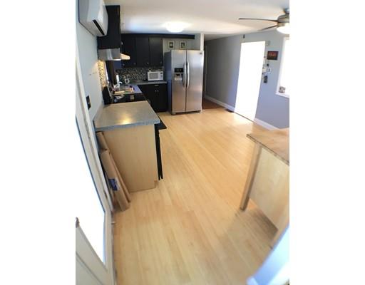 240 Hanson Dr, Springfield, MA 01128 photo 11