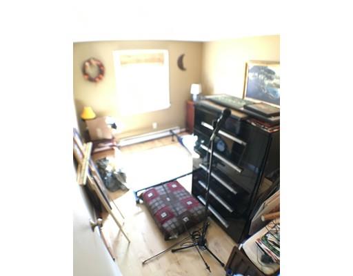 240 Hanson Dr, Springfield, MA 01128 photo 13