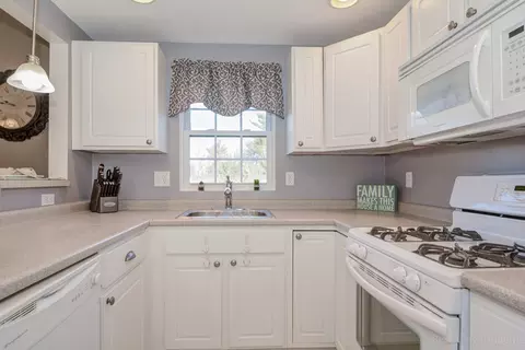 42 Turtle Brook Rd #NOT FHA, Canton, MA 02021 photo 11
