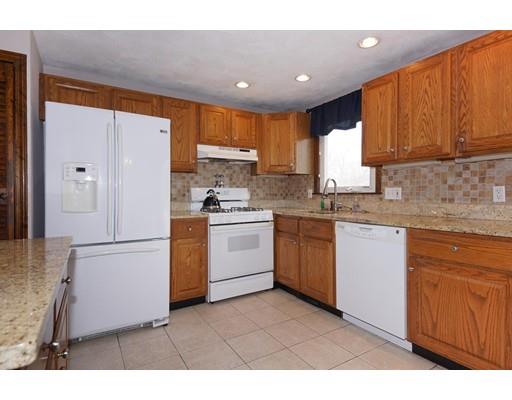 2 Dee Dee Cir, Billerica, MA 01821 photo 7