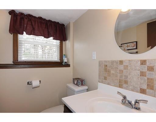 2 Dee Dee Cir, Billerica, MA 01821 photo 25