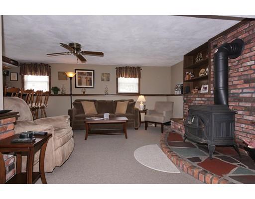 2 Dee Dee Cir, Billerica, MA 01821 photo 20