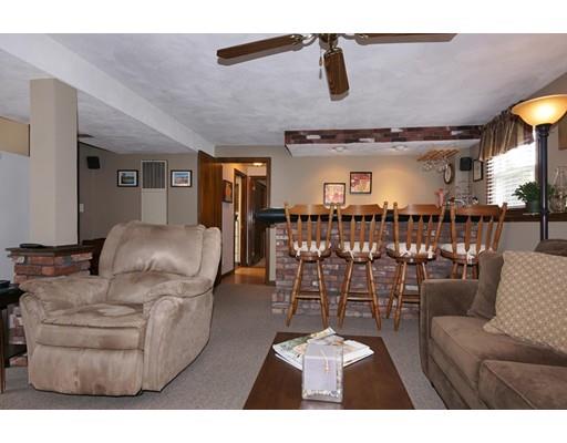 2 Dee Dee Cir, Billerica, MA 01821 photo 21