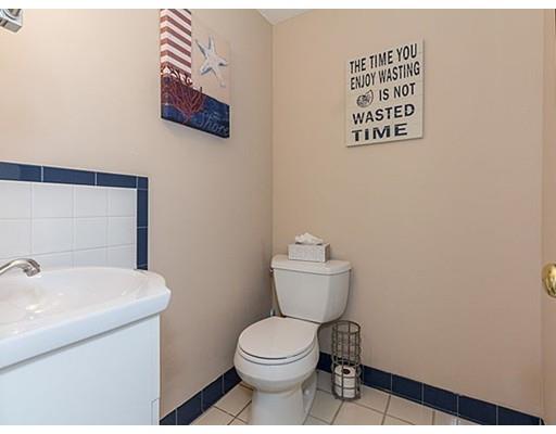 1 Webster Ct, Stoneham, MA 02180 photo 15