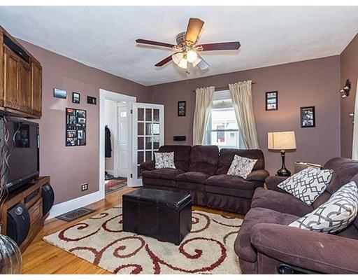 1 Webster Ct, Stoneham, MA 02180 photo 4