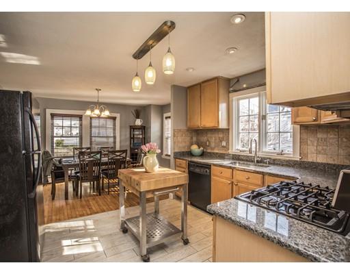 276 Hawthorn St, New Bedford, MA 02740 photo 3