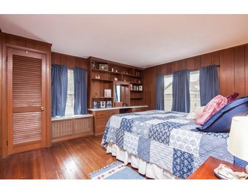 36 Eckington St, Springfield, MA 01108 photo 17