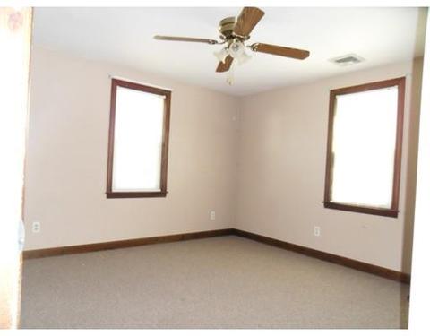 39 Blackstone St, Mendon, MA 01756 photo 10