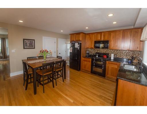 11 Summit St, Maynard, MA 01754 photo 4