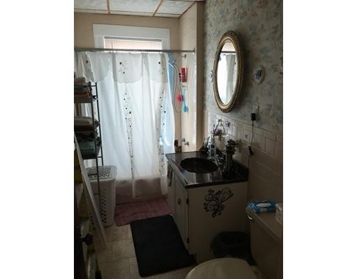 25 Mendon St, Worcester, MA 01604 photo 8