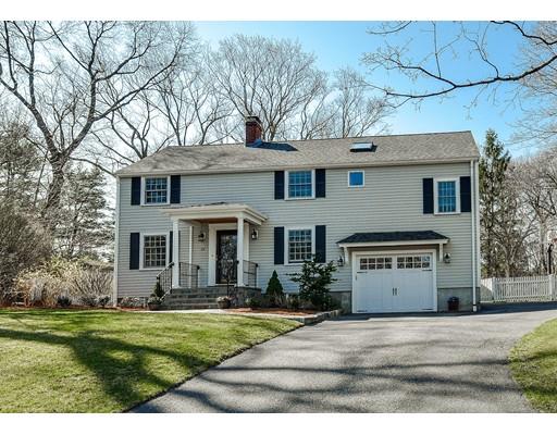 19 Strathmore Rd, Wellesley, MA 02482 photo 1