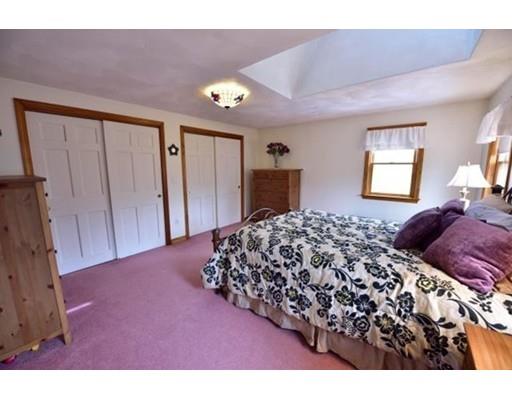 45 Catherine Ave, Reading, MA 01867 photo 18