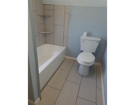67 Brunswick St, Springfield, MA 01108 photo 9