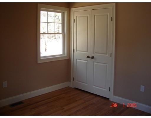 136 Lower Gore Rd, Webster, MA 01570 photo 10