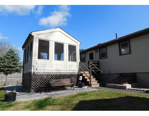 61 Winfield St, Dedham, MA 02026 photo 4