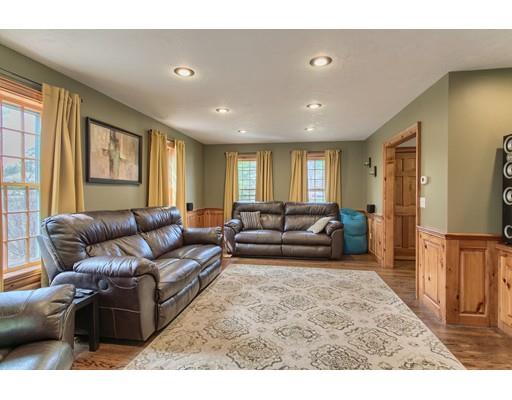 2 Ryan Rd, Townsend, MA 01474 photo 4