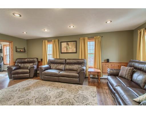 2 Ryan Rd, Townsend, MA 01474 photo 3
