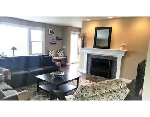 55 Benz St, Springfield, MA 01118 photo 4