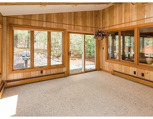 37 Stonehurst Rd, Needham, MA 02492 photo 11