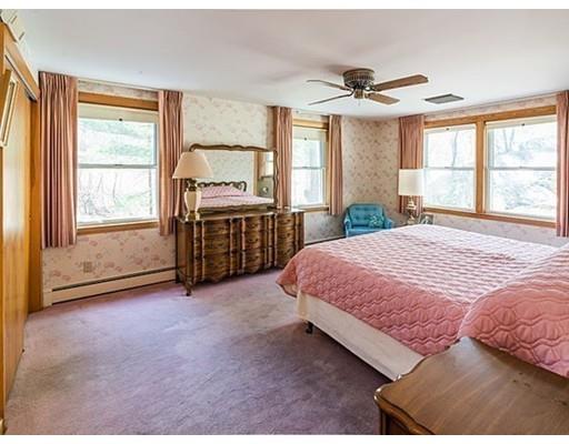 37 Stonehurst Rd, Needham, MA 02492 photo 18