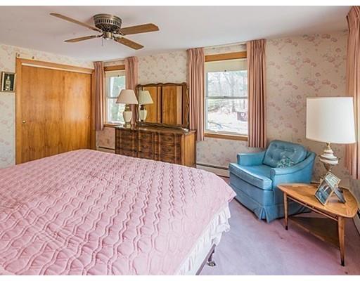 37 Stonehurst Rd, Needham, MA 02492 photo 19