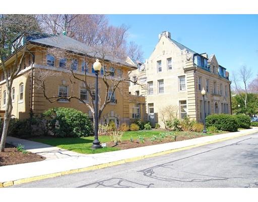 75 Glen Rd #B1, Brookline, MA 02445 photo 1
