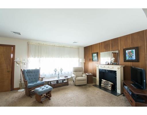 920 King St, Fall River, MA 02724 photo 9