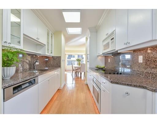 30 Stearns Rd #PHA, Brookline, MA 02446 photo 6