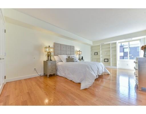 30 Stearns Rd #PHA, Brookline, MA 02446 photo 11