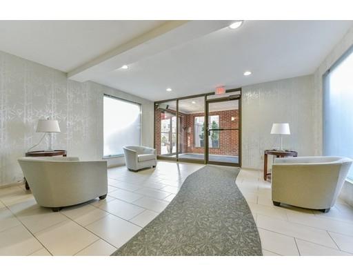 30 Stearns Rd #PHA, Brookline, MA 02446 photo 18