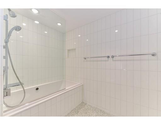 30 Stearns Rd #PHA, Brookline, MA 02446 photo 13
