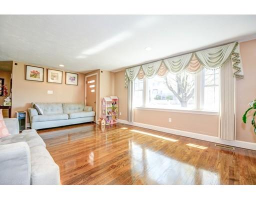 25 Benson St, Worcester, MA 01604 photo 6