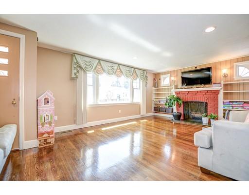 25 Benson St, Worcester, MA 01604 photo 5