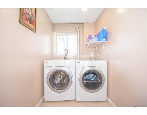 25 Benson St, Worcester, MA 01604 photo 17