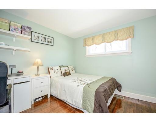 25 Benson St, Worcester, MA 01604 photo 15