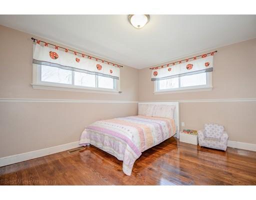 25 Benson St, Worcester, MA 01604 photo 13