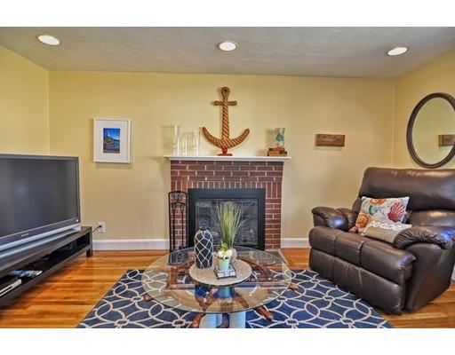 4 Webb Rd, Sharon, MA 02067 photo 8