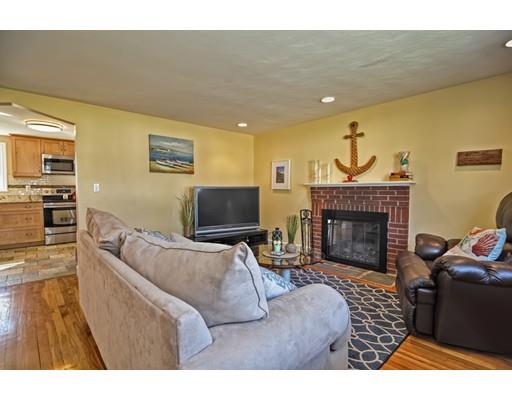 4 Webb Rd, Sharon, MA 02067 photo 9
