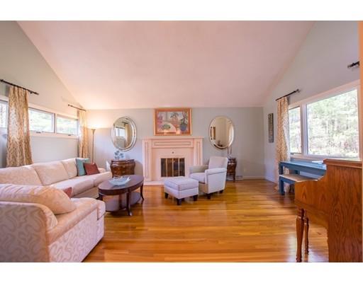 19 Foxfire Dr, Sharon, MA 02067 photo 10