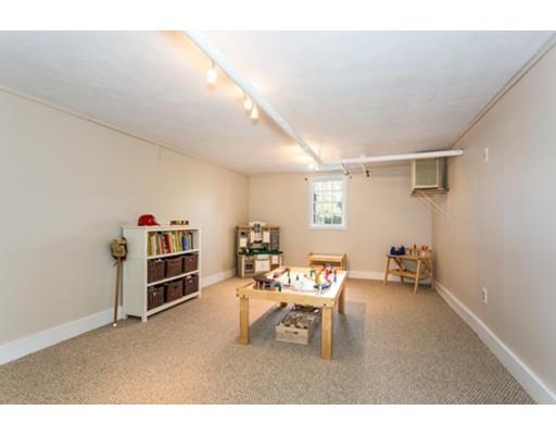 76 Laurel Dr, Needham, MA 02492 photo 21
