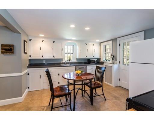 76 Laurel Dr, Needham, MA 02492 photo 9