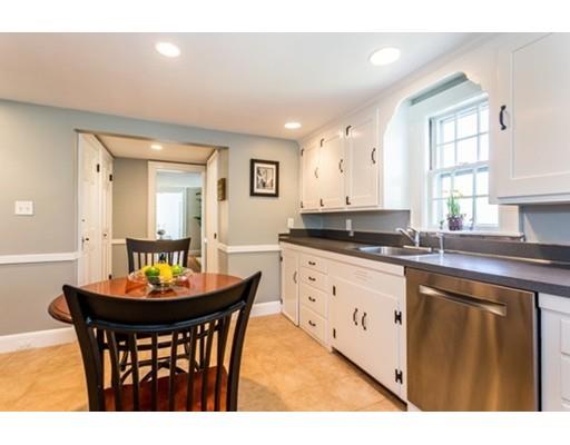 76 Laurel Dr, Needham, MA 02492 photo 10