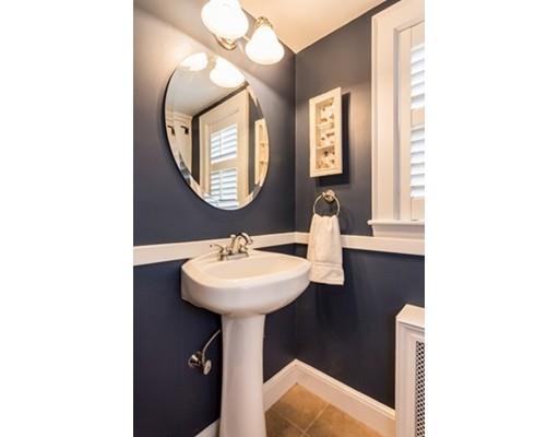 76 Laurel Dr, Needham, MA 02492 photo 11