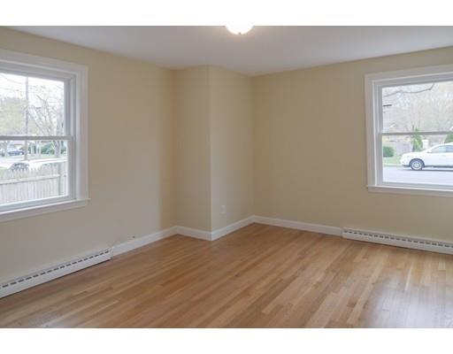 9 Eisenhower Ave, Beverly, MA 01915 photo 12