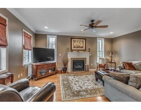 34 Auburn St, Reading, MA 01867 photo 6