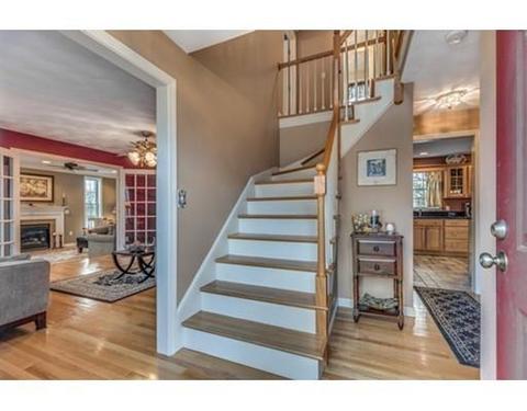 34 Auburn St, Reading, MA 01867 photo 2