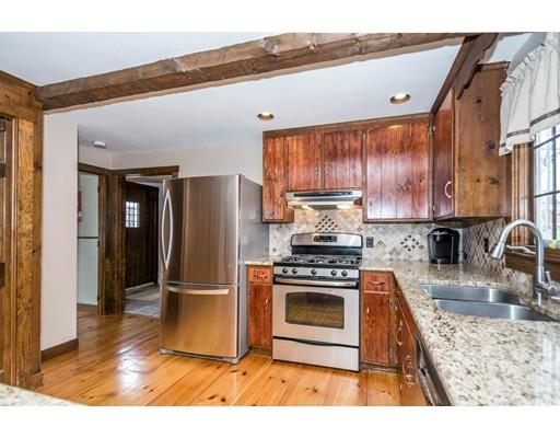 6 Park St, Georgetown, MA 01833 photo 3