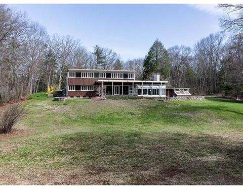 95 Centre St, Dover, MA 02030 photo 4