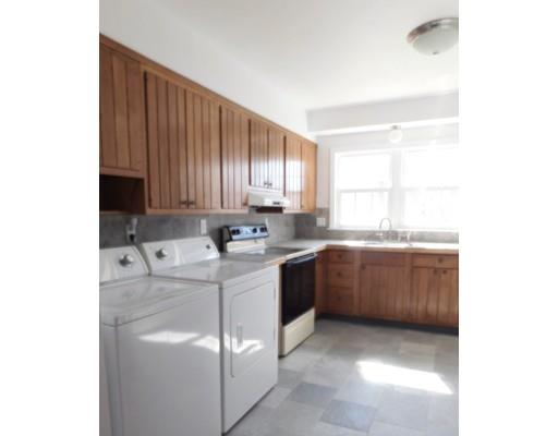 36 Derryfield St, Springfield, MA 01118 photo 5